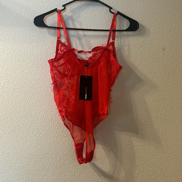 NWT Fashion Nova helplessly romantic teddy size small - Picture 6 of 7